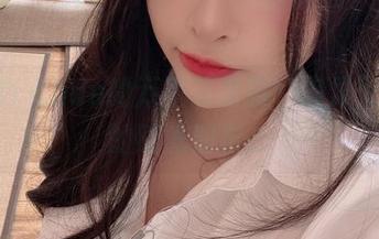 MiMi Chan的万圣节写真，诡异又有趣的时光倒影。